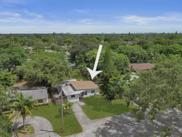 4-bedroom home for sale in Hollywood - 2701 Garfield St - MondialRealty