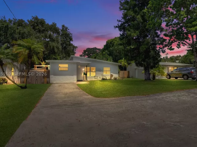 4-bedroom home for sale in Hollywood - 2701 Garfield St - MondialRealty