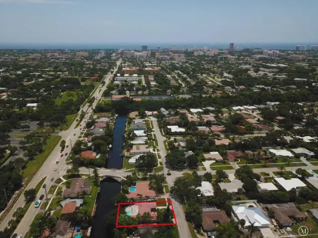 3-bedroom home for rent in Boca Raton - 709 W Royal Palm Road - MondialRealty