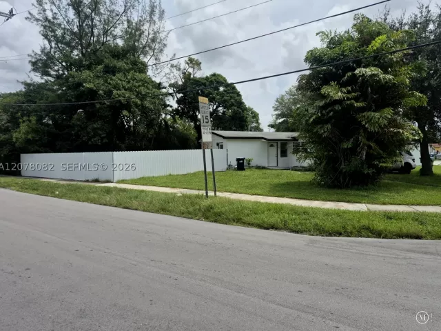 3-bedroom home for rent in Miami Gardens - 2381 NW 174th Ter 0 - MondialRealty