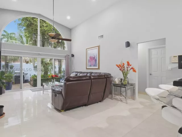 3-bedroom home for sale in Miami - 10887 SW 152nd Pl - MondialRealty