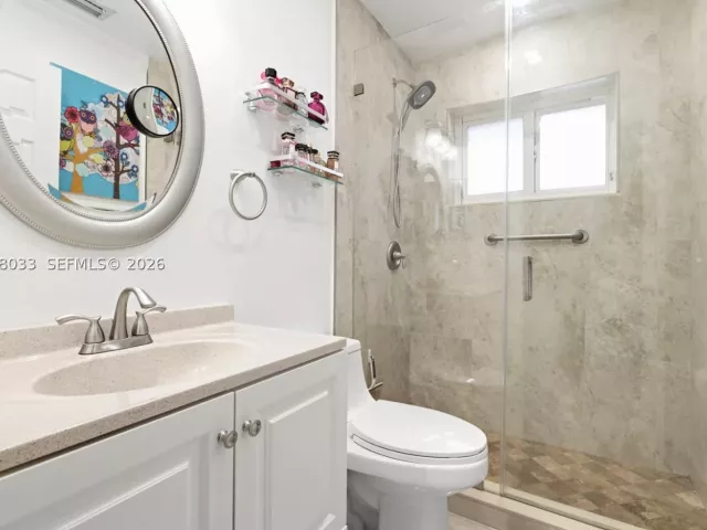 3-bedroom home for sale in Miami - 10887 SW 152nd Pl - MondialRealty