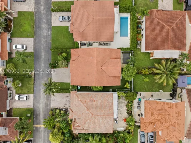 3-bedroom home for sale in Miami - 10887 SW 152nd Pl - MondialRealty