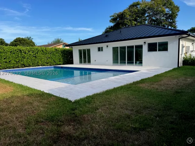 3-bedroom home for rent in Miami - 6099 SW 38th St 0 - MondialRealty