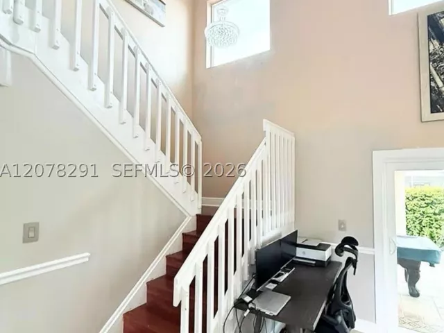 3-bedroom home for sale in Miami - 14719 SW 44th Ln - MondialRealty