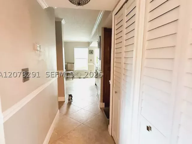 3-bedroom home for sale in Miami - 14719 SW 44th Ln - MondialRealty