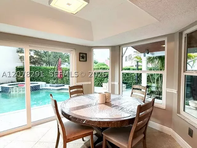 3-bedroom home for sale in Miami - 14719 SW 44th Ln - MondialRealty