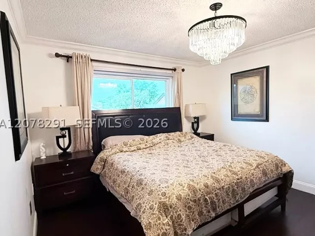 3-bedroom home for sale in Miami - 14719 SW 44th Ln - MondialRealty