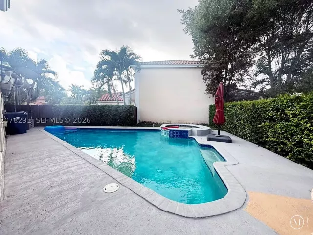 3-bedroom home for sale in Miami - 14719 SW 44th Ln - MondialRealty
