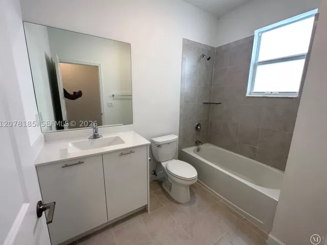 3-bedroom home for sale in Miami - 2382 NW 131st Cir - MondialRealty