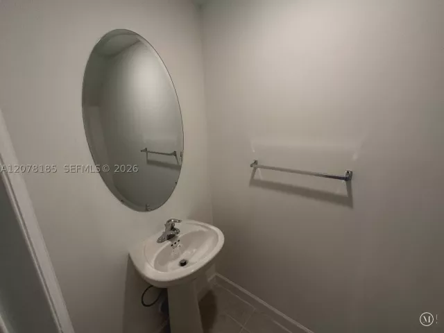3-bedroom home for sale in Miami - 2382 NW 131st Cir - MondialRealty