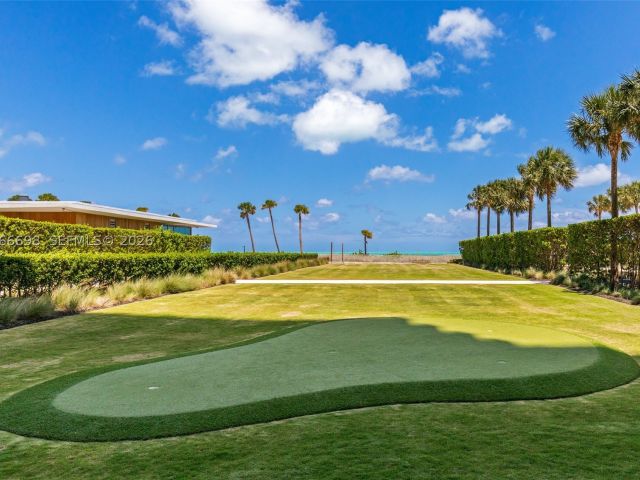2-bedroom condo for rent in Key Biscayne - 360 Ocean Dr 804S - MondialRealty