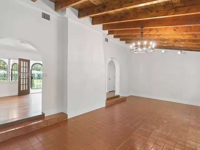 5-bedroom home for sale in Coral Gables - 1202 Granada Blvd - MondialRealty