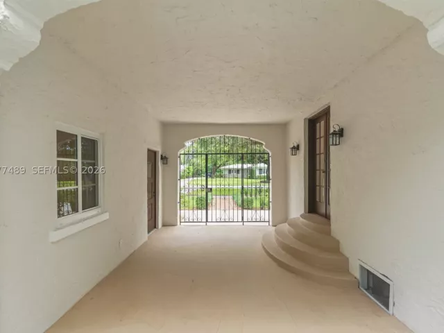 5-bedroom home for sale in Coral Gables - 1202 Granada Blvd - MondialRealty