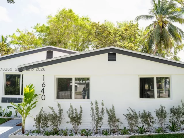 3-bedroom home for sale in North Miami Beach - 1640 NE 172nd St - MondialRealty