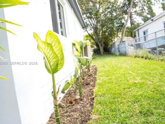 3-bedroom home for sale in North Miami Beach - 1640 NE 172nd St - MondialRealty