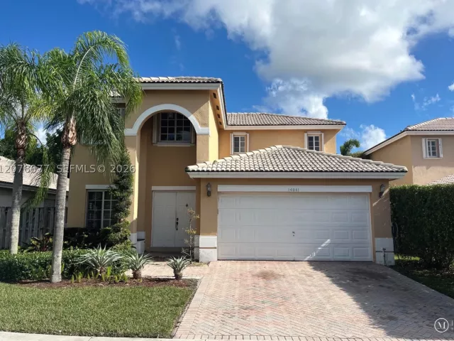 4-bedroom home for rent in Miami - 14041 SW 155th Ct - MondialRealty