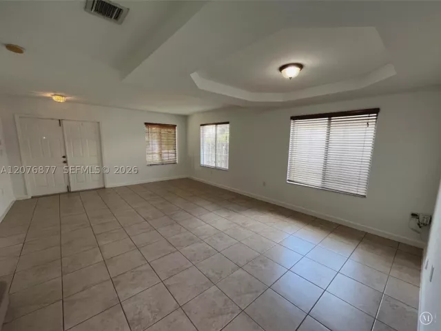 4-bedroom home for rent in Miami - 14041 SW 155th Ct - MondialRealty