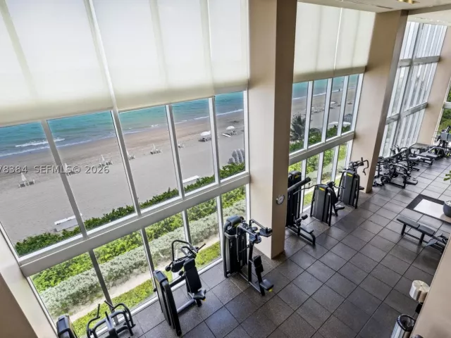 2-bedroom condo for sale in Hallandale Beach - 1830 S OCEAN DR 4210 - MondialRealty
