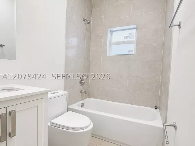 6-bedroom home for rent in Miami - 7537 NW 3rd Ave - MondialRealty