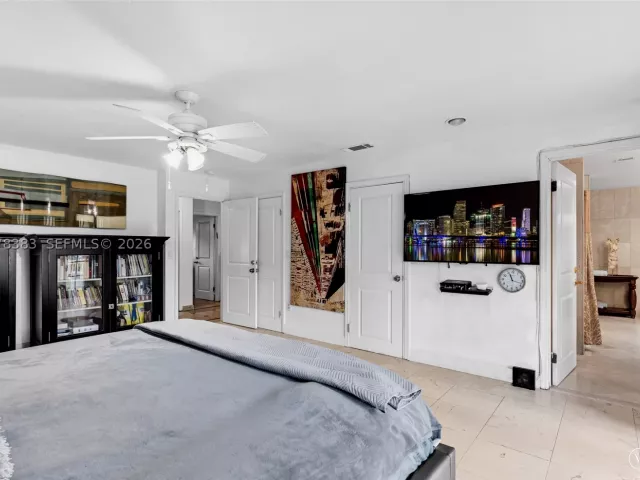 4-bedroom home for rent in Miami - 8909 SW 108th Cir Ct - MondialRealty