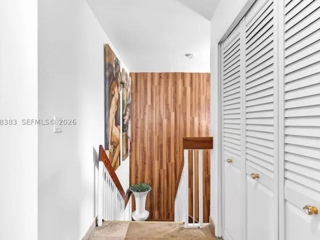 4-bedroom home for rent in Miami - 8909 SW 108th Cir Ct - MondialRealty