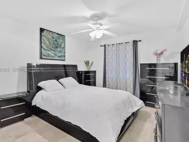 4-bedroom home for rent in Miami - 8909 SW 108th Cir Ct - MondialRealty