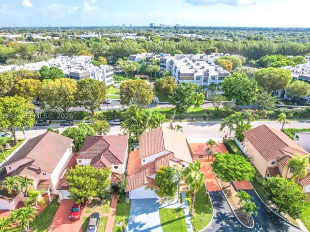 4-bedroom home for rent in Miami - 8909 SW 108th Cir Ct - MondialRealty