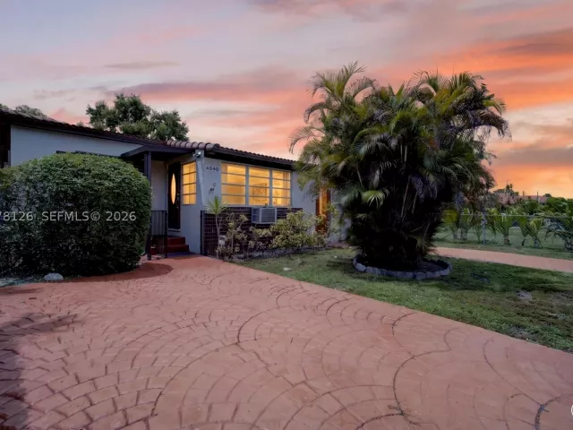 3-bedroom home for sale in Miami - 4940 SW 5th Ter - MondialRealty