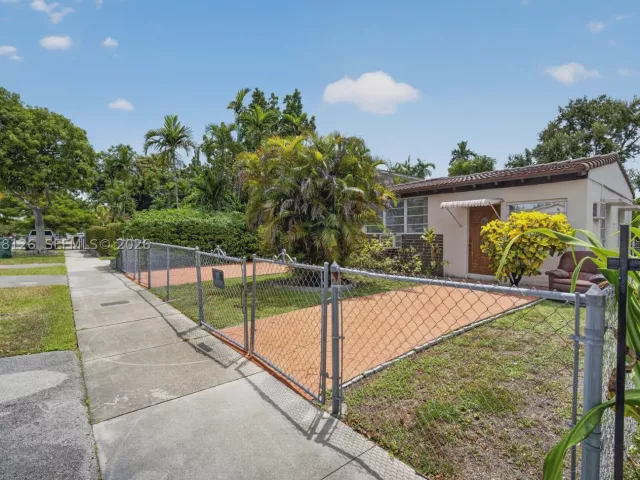 3-bedroom home for sale in Miami - 4940 SW 5th Ter - MondialRealty