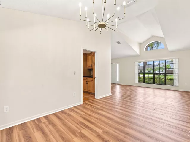 4-bedroom home for rent in Boca Raton - 10798 CYPRESS BEND Drive - MondialRealty