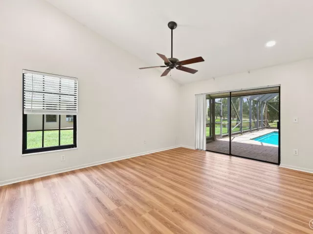 4-bedroom home for rent in Boca Raton - 10798 CYPRESS BEND Drive - MondialRealty