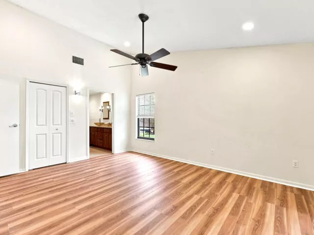 4-bedroom home for rent in Boca Raton - 10798 CYPRESS BEND Drive - MondialRealty