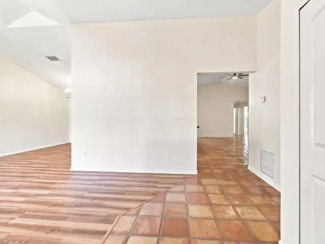 4-bedroom home for rent in Boca Raton - 10798 CYPRESS BEND Drive - MondialRealty