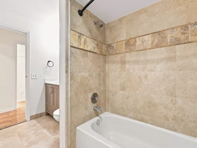 4-bedroom home for rent in Boca Raton - 10798 CYPRESS BEND Drive - MondialRealty