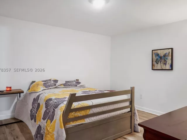 4-bedroom home for rent in Fort Lauderdale - 6191 NW 31st Way - - MondialRealty