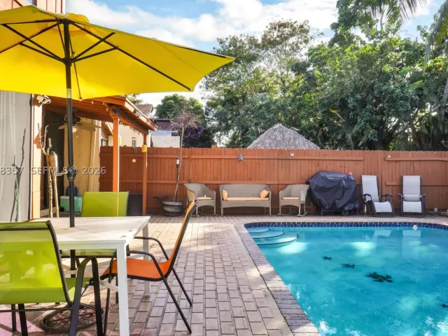 4-bedroom home for rent in Fort Lauderdale - 6191 NW 31st Way - - MondialRealty
