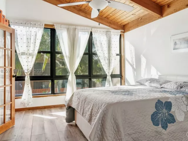 4-bedroom home for rent in Fort Lauderdale - 6191 NW 31st Way - - MondialRealty