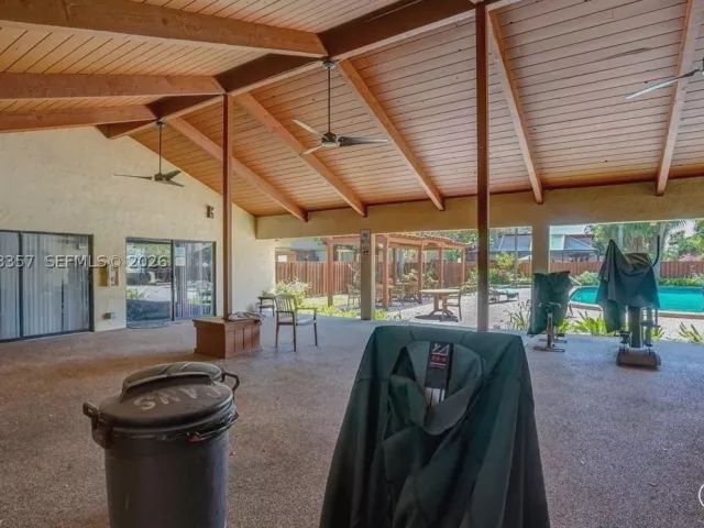 4-bedroom home for rent in Fort Lauderdale - 6191 NW 31st Way - - MondialRealty