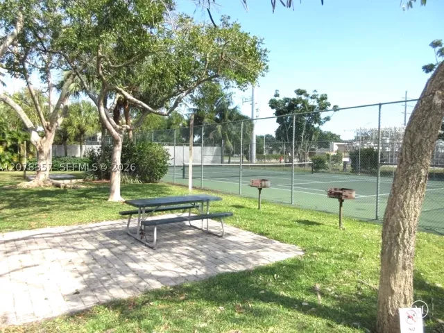 4-bedroom home for rent in Fort Lauderdale - 6191 NW 31st Way - - MondialRealty