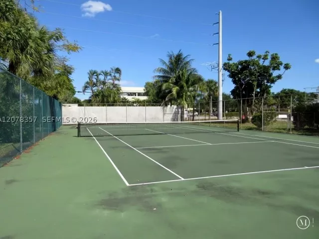4-bedroom home for rent in Fort Lauderdale - 6191 NW 31st Way - - MondialRealty