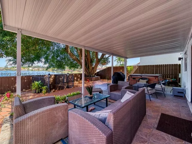 3-bedroom home for sale in Miami - 13267 SW 9th Ln - MondialRealty