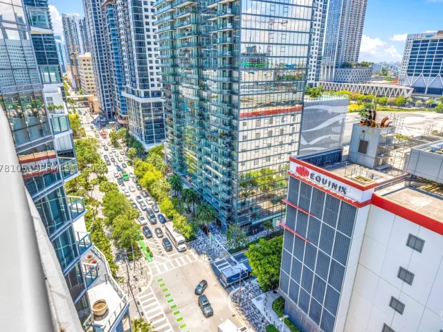 2-bedroom condo for rent in Miami - 851 NE 1st Ave 1408 - MondialRealty