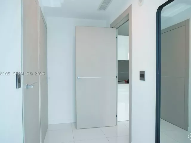 2-bedroom condo for rent in Miami - 851 NE 1st Ave 1408 - MondialRealty
