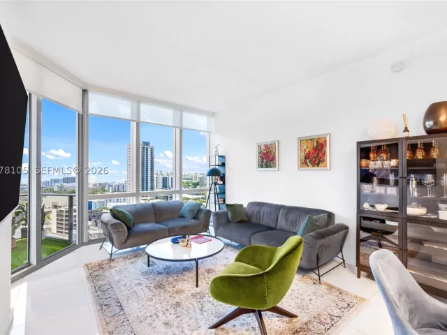 2-bedroom condo for rent in Miami - 851 NE 1st Ave 1408 - MondialRealty