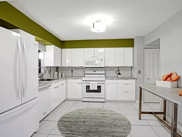 3-bedroom home for sale in Deerfield Beach - 2186 SW 16th Circle - MondialRealty