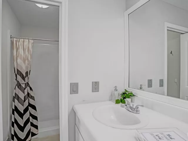 3-bedroom home for sale in Deerfield Beach - 2186 SW 16th Circle - MondialRealty