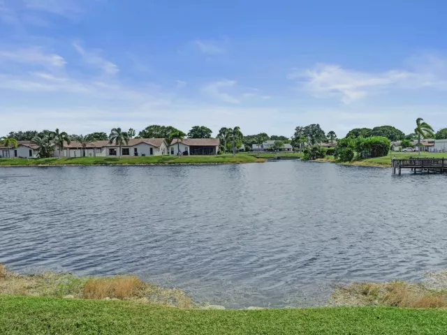 3-bedroom home for sale in Deerfield Beach - 2186 SW 16th Circle - MondialRealty