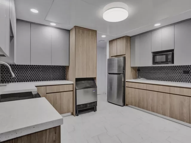 3-bedroom home for sale in Deerfield Beach - 2186 SW 16th Circle - MondialRealty