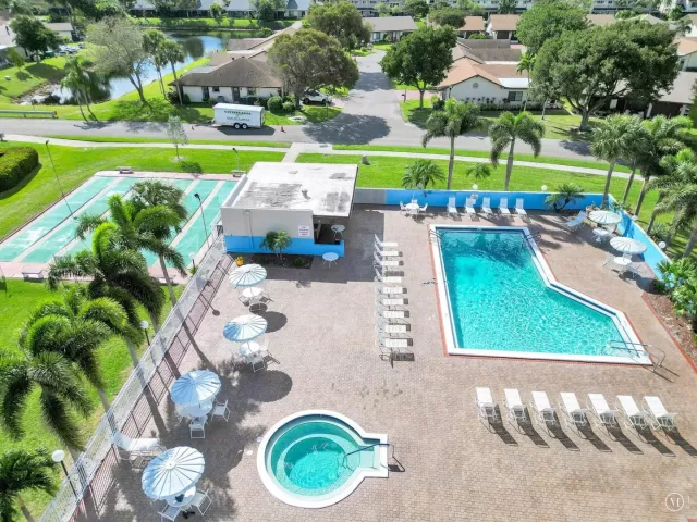 3-bedroom home for sale in Deerfield Beach - 2186 SW 16th Circle - MondialRealty